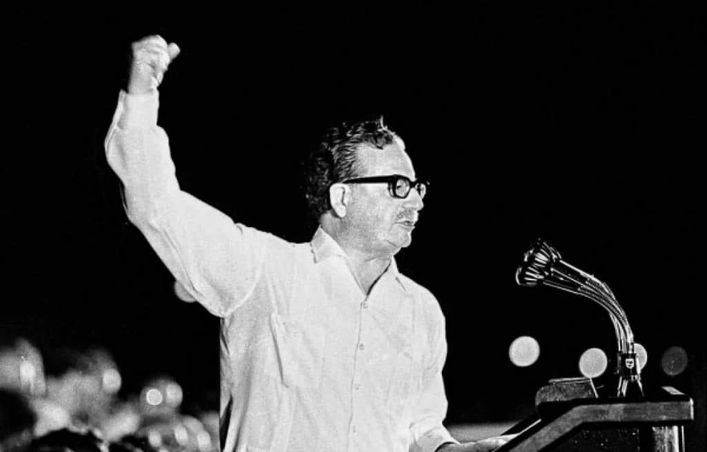 Till minne av Salvador Allende, som idag för femtio år sedan betalade med sitt liv för folkets förtroende.